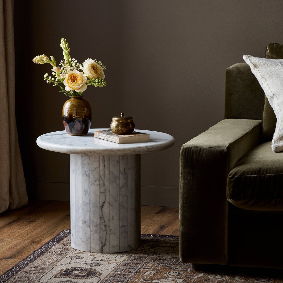 Stuart - Marbre blanc image 2