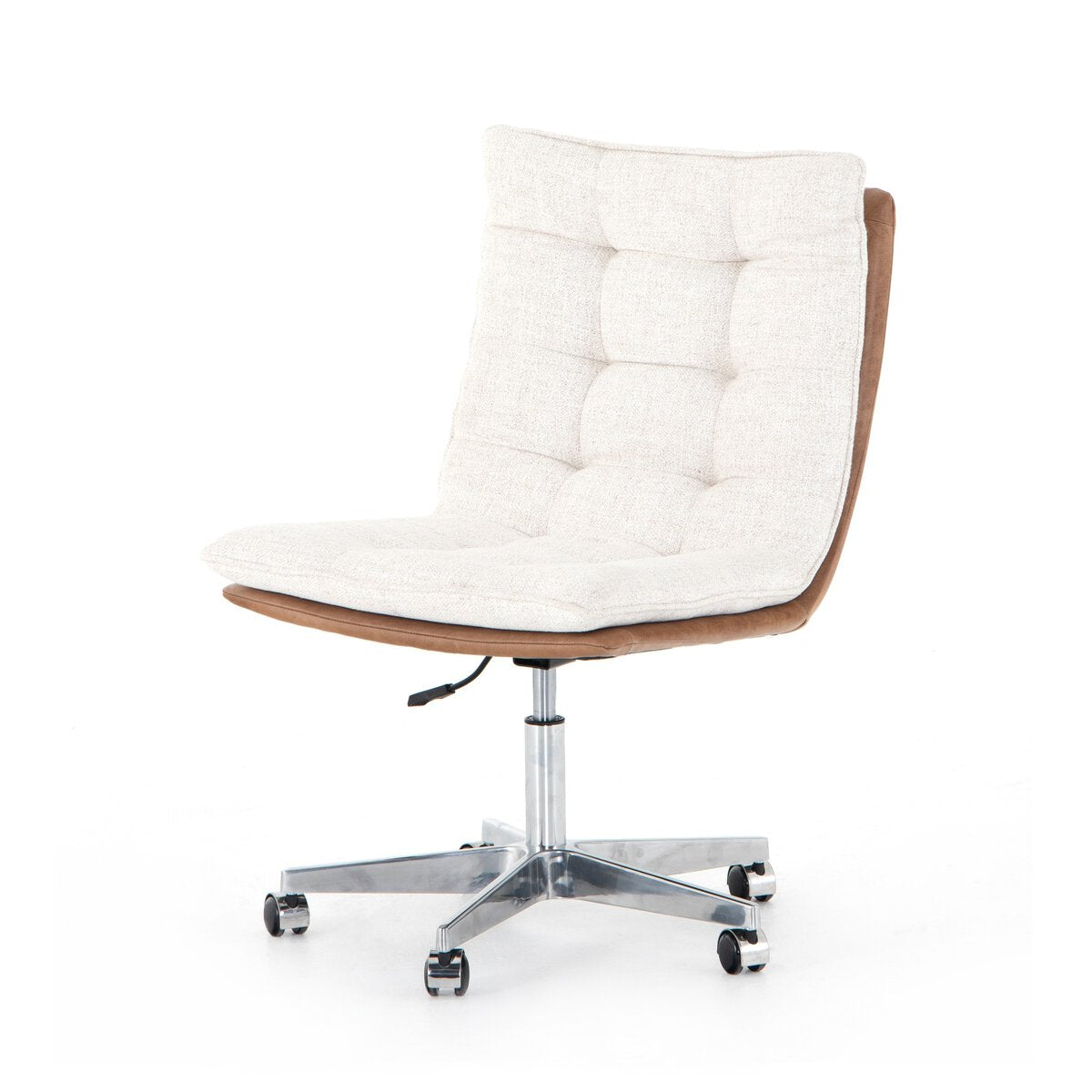 Quinn - Saddle