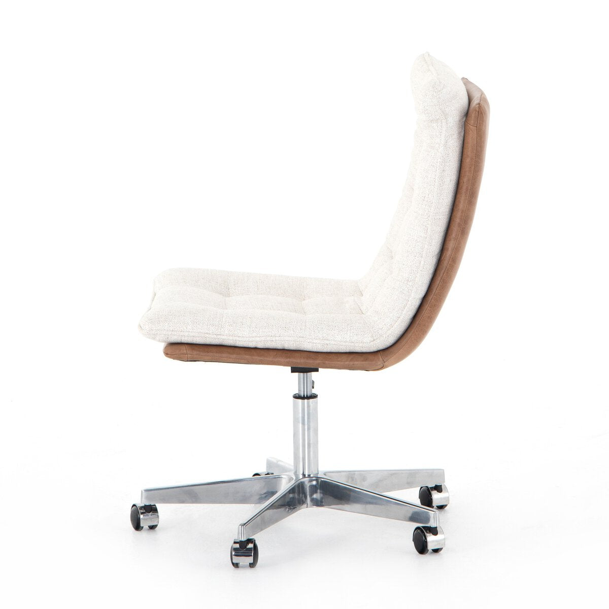 Quinn - Saddle