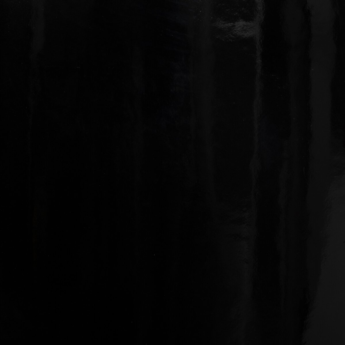 Sadia - Noir