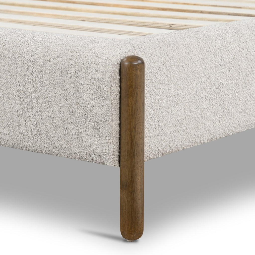 Emma - Sable image 4