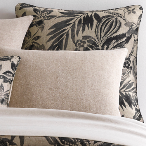 Antigua- Noir image 2