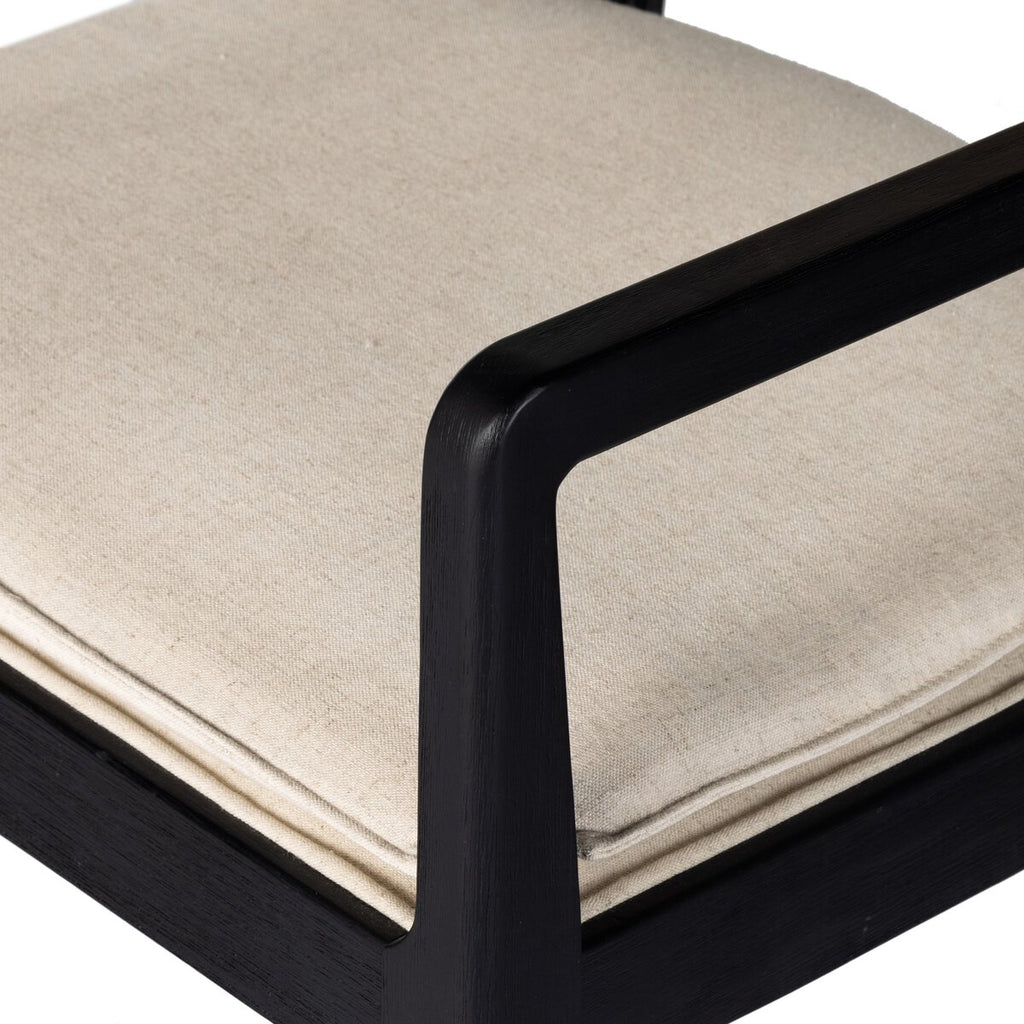 Britt - Noir image 9