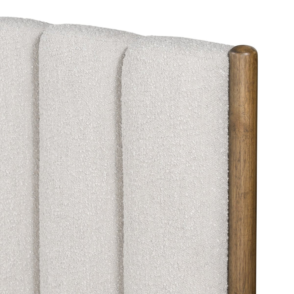 Emma - Sable image 10