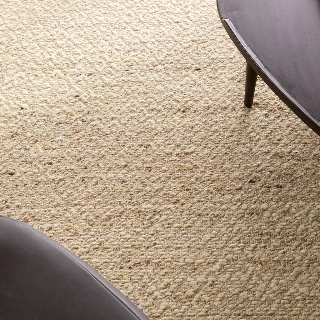 Leona - Folade image 3