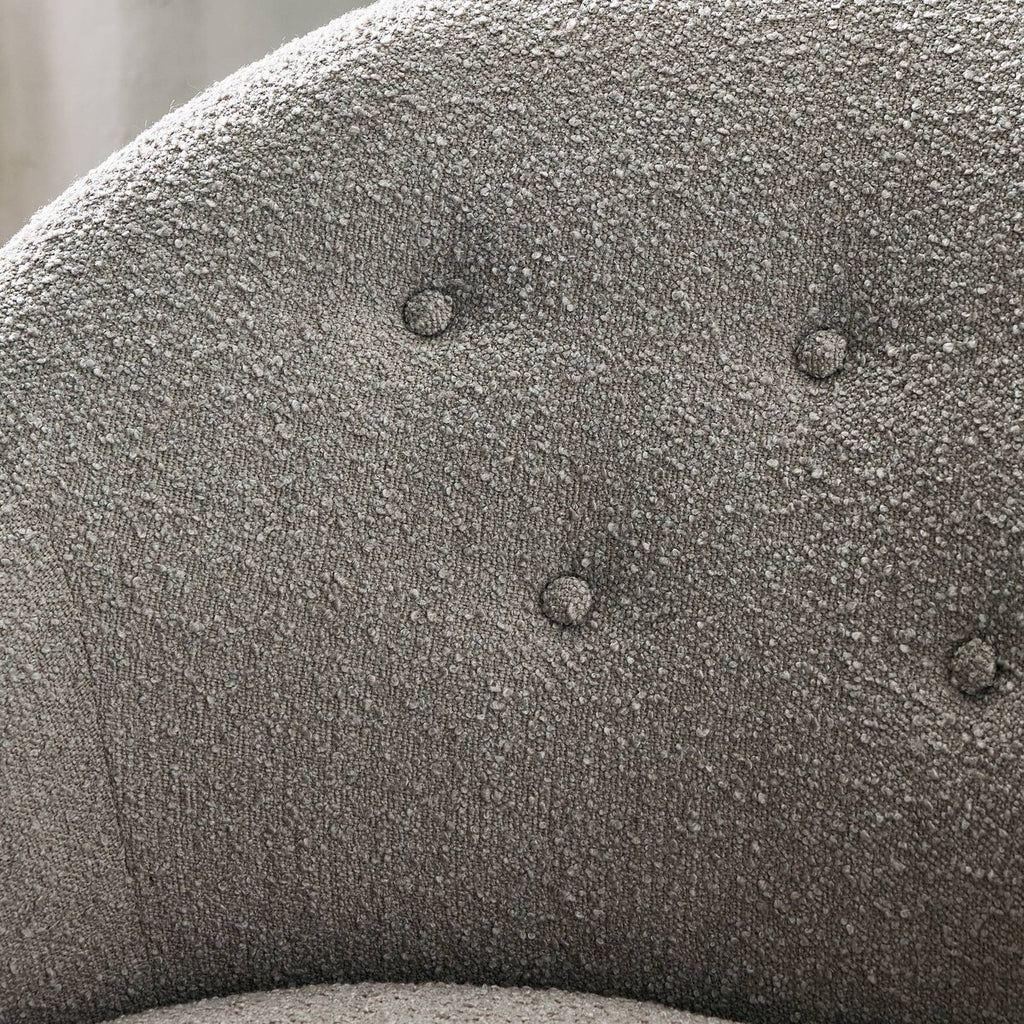 Marnie - Sable image 4